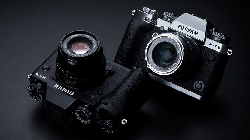 新センサーだけではない 撮影の心地よさが魅力の X-T3のメインビジュアル