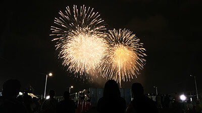 晴海主会場の近くから ゆっくりと観ることができた 東京湾大華火祭