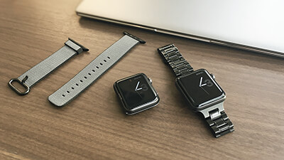 なんだかんだで 4本も所有してしまった「Apple Watch」。新しい腕時計の購入を機に、本日 一気に売却してきました。